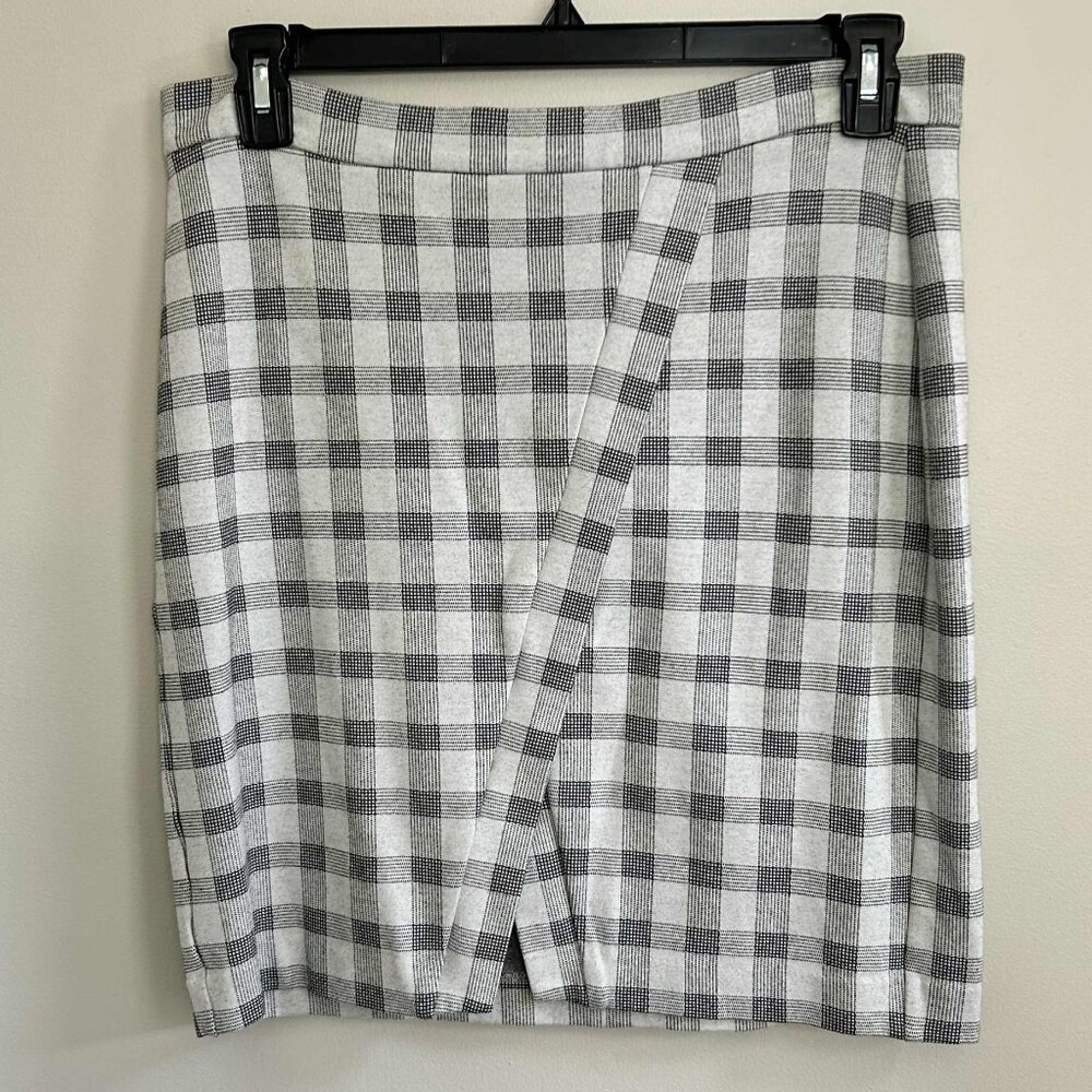 CAbi 5303 Valentina Ponte Knit Skirt Gray Plaid, Faux Wrap, Slit, Size 10